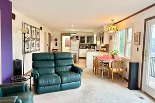 460 Woodland Hills Dr, Pittsburgh, PA 15235 - Photo 14