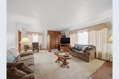 2039 Circle Drive+3 Car Garage, Hopewell Township, PA 15001 - Photo 12