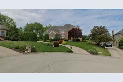102 Meadowvue Ct, Peters Township, PA 15367 - Photo 1
