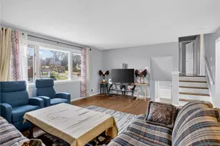 5217 Broadlea Dr, Pittsburgh, PA 15236 - Photo 12