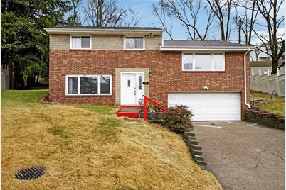 5217 Broadlea Dr, Pittsburgh, PA 15236 - Photo 1