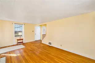 130 Alameda Rd, Twp of But NW, PA 16001 - Photo 10