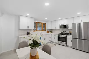 3464 Pleasantvue Dr, Pittsburgh, PA 15227 - Photo 8