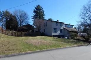 221 Sunset Dr, Wilkins Township, PA 15235 - Photo 2