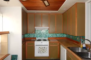 221 Sunset Dr, Wilkins Township, PA 15235 - Photo 16