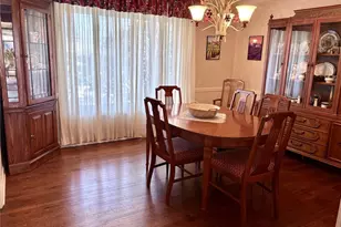 132 Penhurst Dr, Wilkins Township, PA 15235 - Photo 8