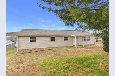 909 1st St, Menallen Township, PA 15468 - Photo 2