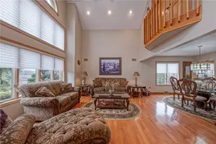 53 Hobbitt Ln, Finleyville, PA 15332 - Photo 2