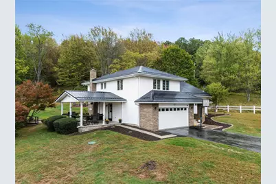 837 Magnolia Ln, Hempfield Township, PA 15639 - Photo 2