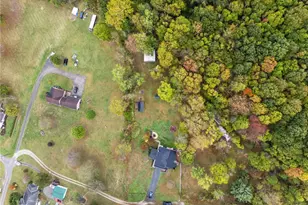 837 Magnolia Ln, Hempfield Township, PA 15639 - Photo 34