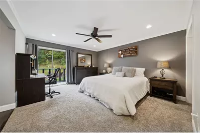 837 Magnolia Ln, Hempfield Township, PA 15639 - Photo 14