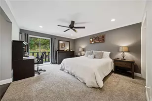 837 Magnolia Ln, Hempfield Township, PA 15639 - Photo 14