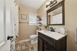 837 Magnolia Ln, Hempfield Township, PA 15639 - Photo 20