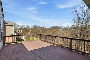 1885 Pioneer Dr, Pittsburgh, PA 15143 - Photo 32