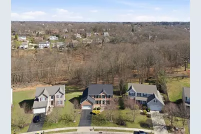 1885 Pioneer Dr, Pittsburgh, PA 15143 - Photo 34