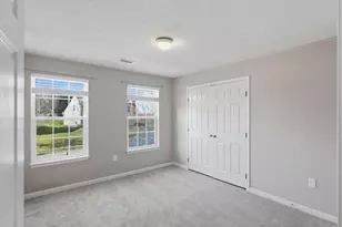 1885 Pioneer Dr, Pittsburgh, PA 15143 - Photo 24