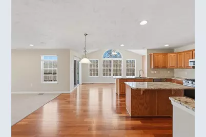 1885 Pioneer Dr, Pittsburgh, PA 15143 - Photo 8