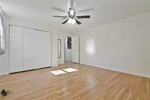 688 Carnival Dr, Pittsburgh, PA 15239 - Photo 18