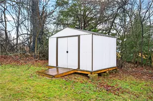 1107 Reeves Ave, Monessen, PA 15062 - Photo 4