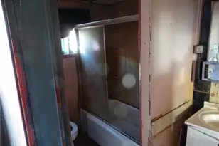 113 Clay Way, McKees Rocks, PA 15136 - Photo 6