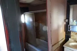 113 Clay Way, McKees Rocks, PA 15136 - Photo 4