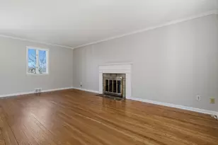 1002 S Greenlawn Dr, Pittsburgh, PA 15216 - Photo 4