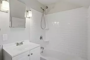 1002 S Greenlawn Dr, Pittsburgh, PA 15216 - Photo 24