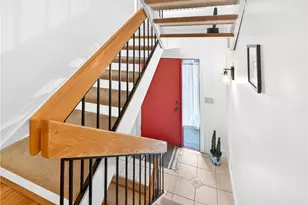 504 Cherry Ct, Ross Twp, PA 15237 - Photo 2