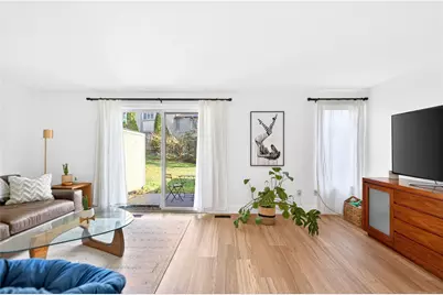 504 Cherry Ct, Ross Twp, PA 15237 - Photo 8