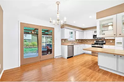 112 Kollar Dr, Liberty Boro, PA 15133 - Photo 14