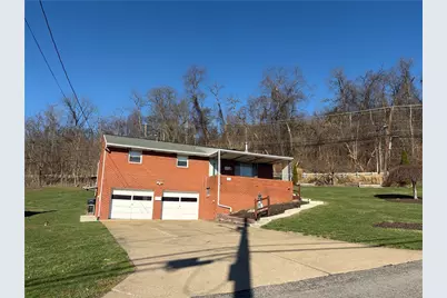 100 Pinewood Dr, South Fayette, PA 15017 - Photo 2