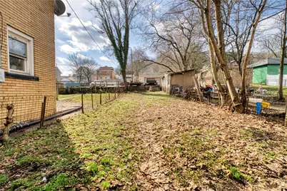 719 Crescent Ave, Ellwood City, PA 16117 - Photo 6