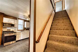 719 Crescent Ave, Ellwood City, PA 16117 - Photo 14