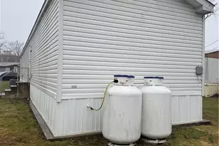 110 Liberty St, Jamestown, PA 16134 - Photo 14