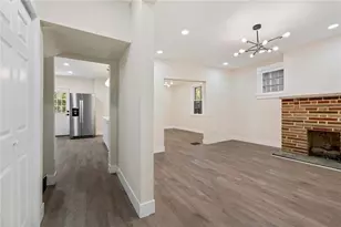 2726 Woodstock, Pittsburgh, PA 15218 - Photo 6