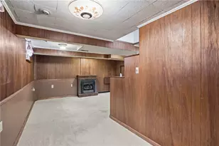 4782 Barone Dr, Pittsburgh, PA 15227 - Photo 24