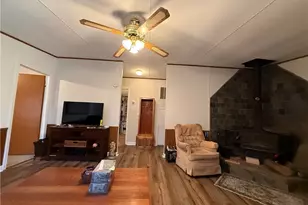 1106 Gary Rd, Middlecreek Township, PA 15557 - Photo 6