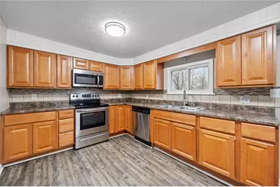 145 Lawrence Ave, Washington, PA 15301 - Photo 6