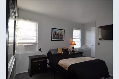 230 Albert St, Pittsburgh, PA 15211 - Photo 12