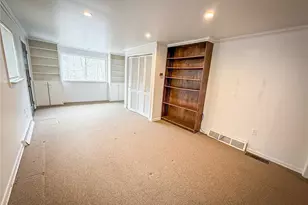 104 LakeWood Dr, Center Township, PA 16001 - Photo 46