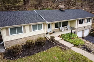 104 LakeWood Dr, Center Township, PA 16001 - Photo 2