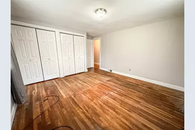 104 Lakewood Dr, Center Township, PA 16001 - Photo 8