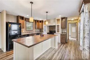 204 Castle Rd, Canton Township, PA 15301 - Photo 14