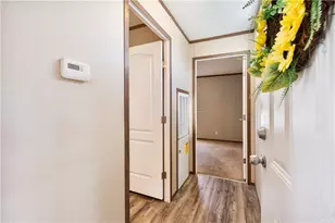 204 Castle Rd, Canton Township, PA 15301 - Photo 24