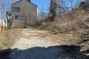 2604 Burham St, Pittsburgh, PA 15203 - Photo 14