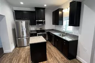 2604 Burham St, Pittsburgh, PA 15203 - Photo 2