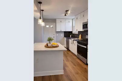 1320 Pioneer Ave, Pittsburgh, PA 15226 - Photo 8