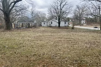 9 Main St, Mount Pleasant, PA 15340 - Photo 20