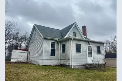 9 Main St, Mount Pleasant, PA 15340 - Photo 2