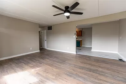 1206 Augusta Dr, Aliquippa, PA 15001 - Photo 8